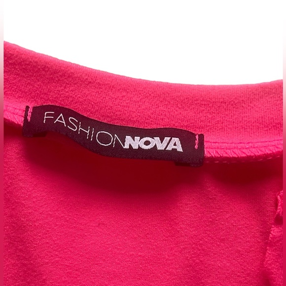 FASHION NOVA Crop Top size S - Fuchsia - Picture 5 of 5